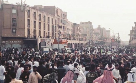 أحمدي نجاد يحذّر من «الخراب» إذا استمر القمع والفساد