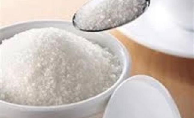 عدد ملاعق السكر اليومية للرجال تختلف عن النساء وهذا ما يناسب كل منهما