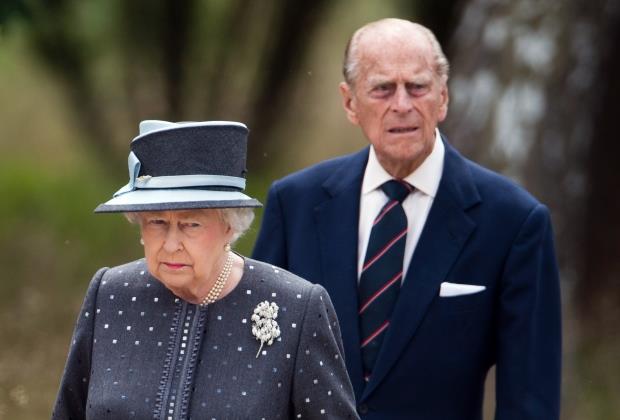 زوج الملكة إليزابيث يدخل المستشفى لإجراء جراحة
