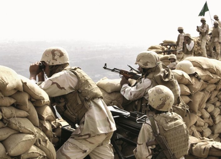 استشهاد 4 جنود سعوديين في مواجهات مع الحوثيين بالحد الجنوبي