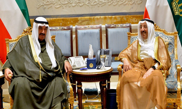 سمو أمير البلاد يستقبل سمو الشيخ ناصر المحمد