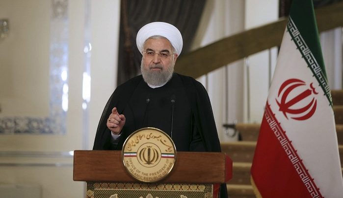 الرئيس الإيراني: أمريكا “ستندم” إذا انتهكت الاتفاق النووي