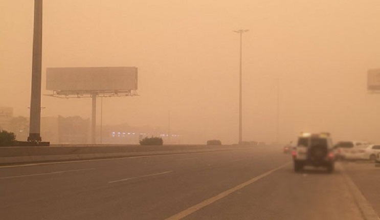 إنذار مبكر في السعودية بشأن التقلبات الجوية