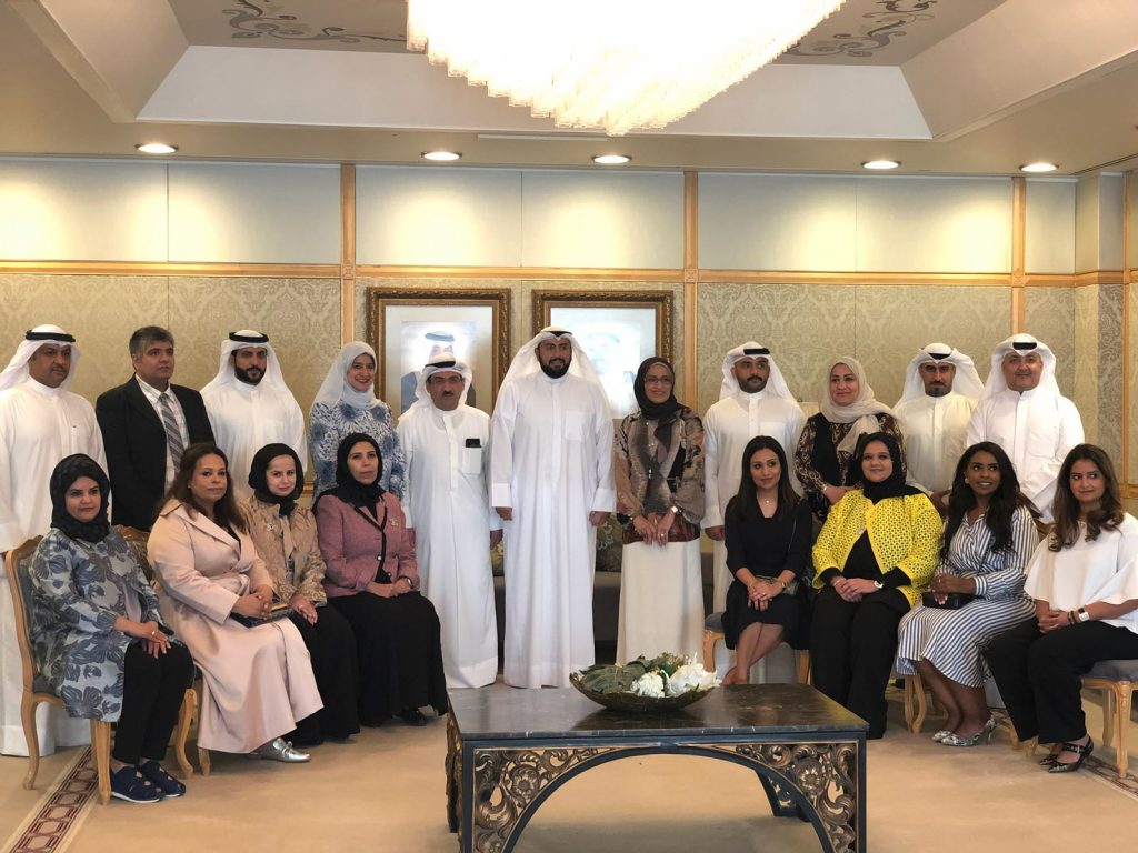 وزير الصحة : تحقق معدلات نمو مستدامة عبر تطویر نظام رعایة صحیة وطني