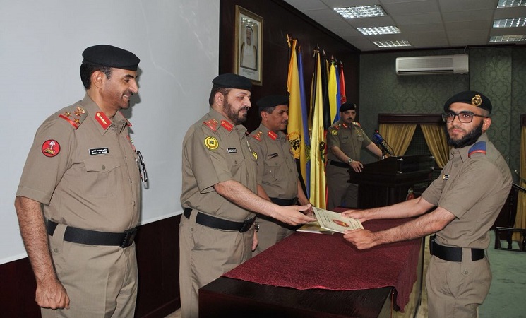 بالصور..تخريج أول دفعة من المواطنين منذ تطبيق قانون الخدمة العسكرية