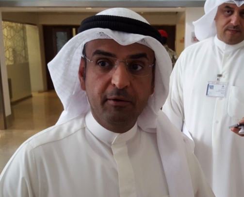الوزير الحجرف: لم أتسلم الاستقالة.. وسأستعين بـ “خليفة حماده” كمستشار
