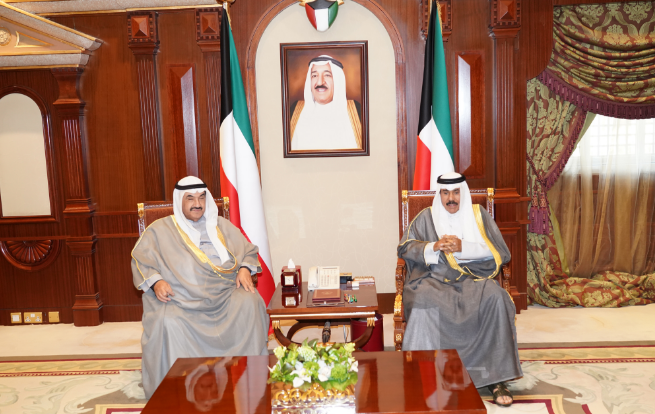 سمو نائب الأمير يستقبل سمو الشيخ ناصر المحمد
