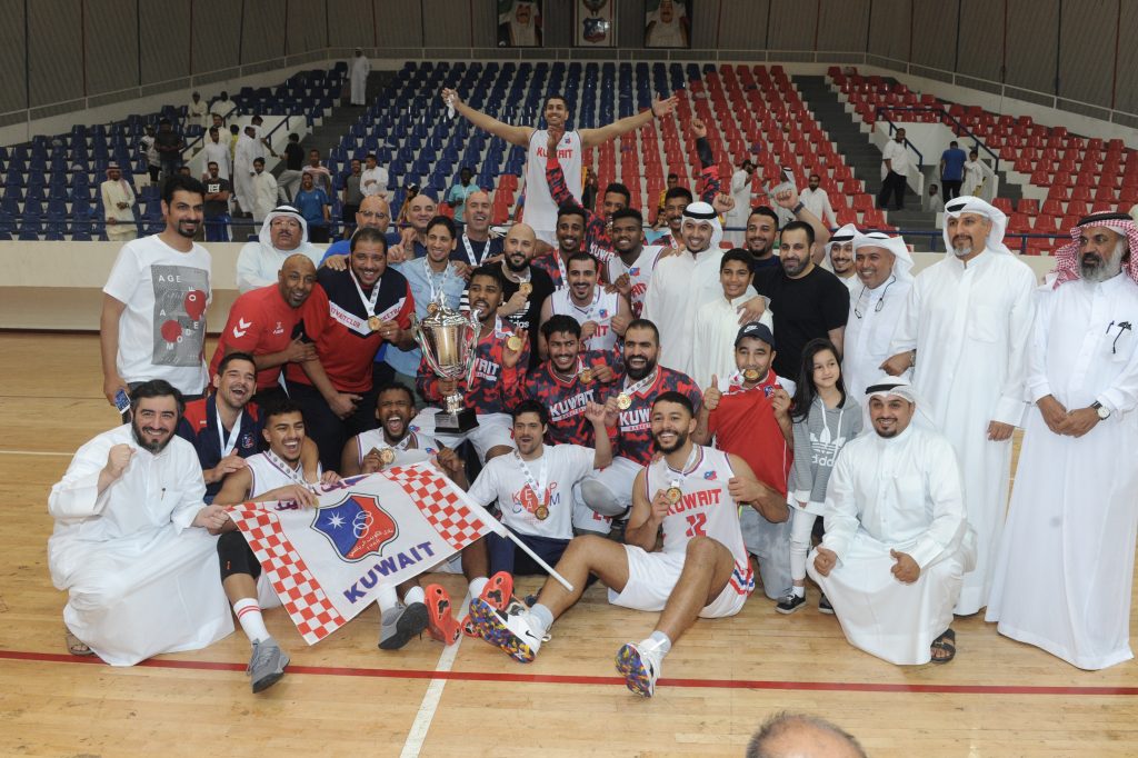 الكويت يتوج بلقب كأس الاتحاد لكرة السلة