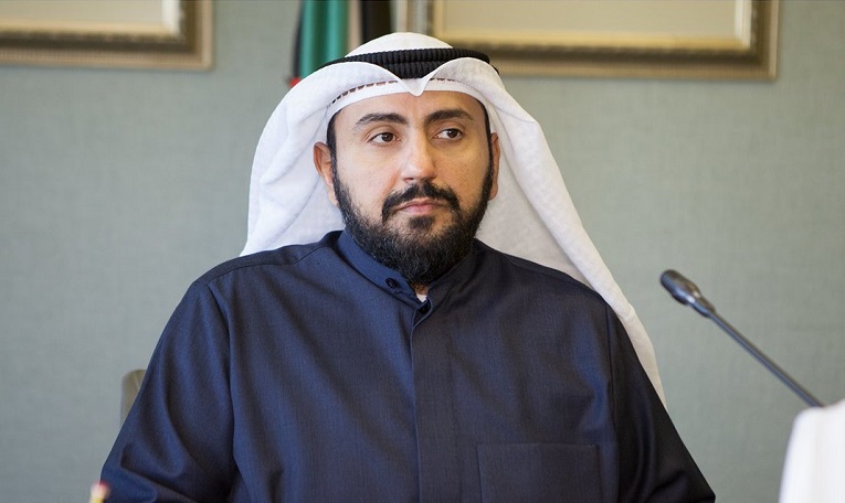 وزير الصحة يحيل عقد “الأشعة والمختبرات” بالعدان للنيابة العامة