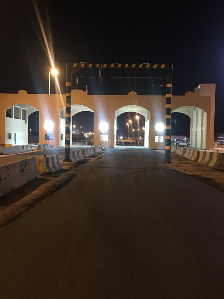 استكمال ربط بوابة منفذ العبدلي الجديدة مع الشارع الرئيسي