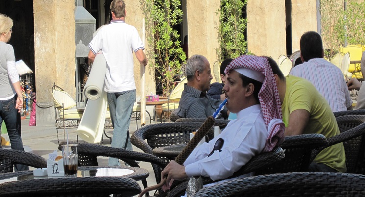 على خطى جدة.. “الشيشة” تدخل العاصمة السعودية قريبًا