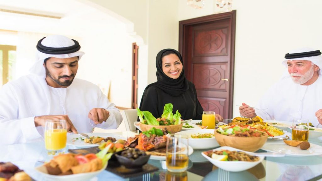 كيف تحافظ على جهازك الهضمي ومعدتك في #رمضان ؟!
