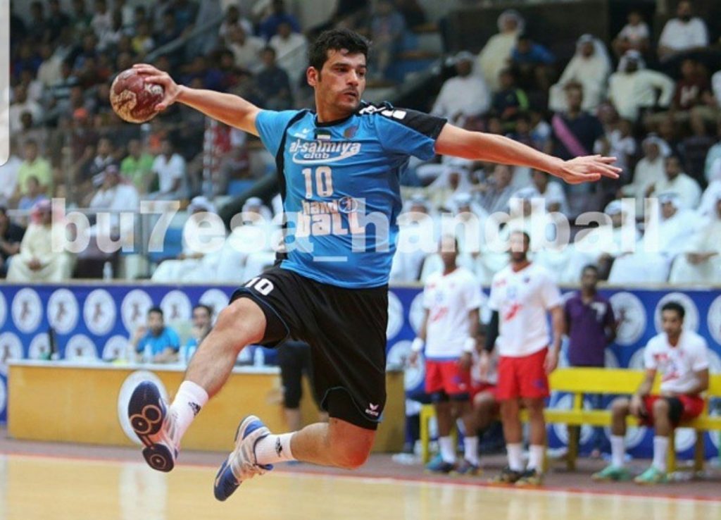 بعد 27 عاماً من العطاء لاعب الصليبيخات محمد فلاح يعلن اعتزاله
