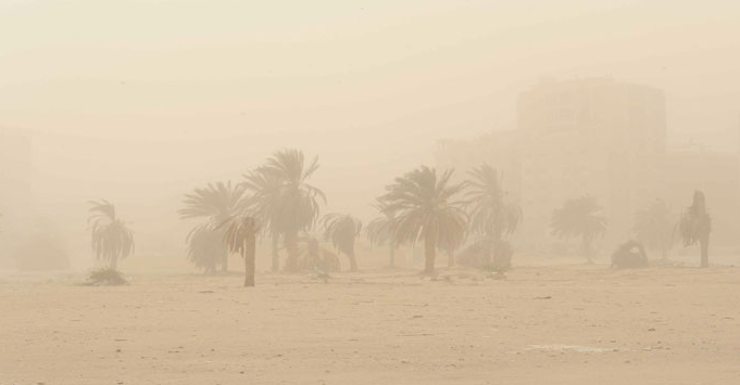 انعدام الرؤية في العديد من المناطق والطرق
