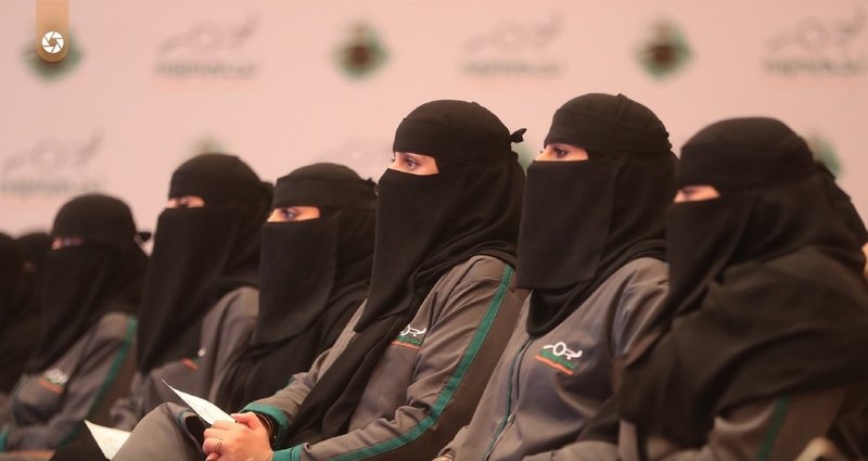السعودية تخرج الدفعة الأولى من محققات الحوادث المرورية
