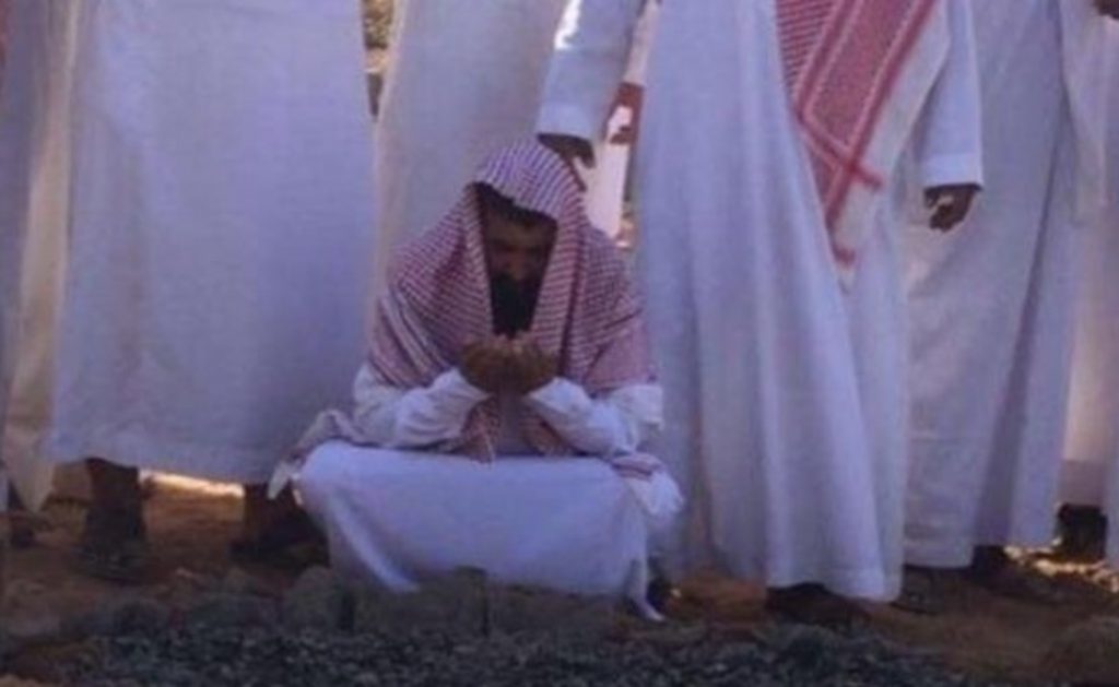فاجعة في تبوك.. أب يفقد 6 من أبنائه ويروي التفاصيل