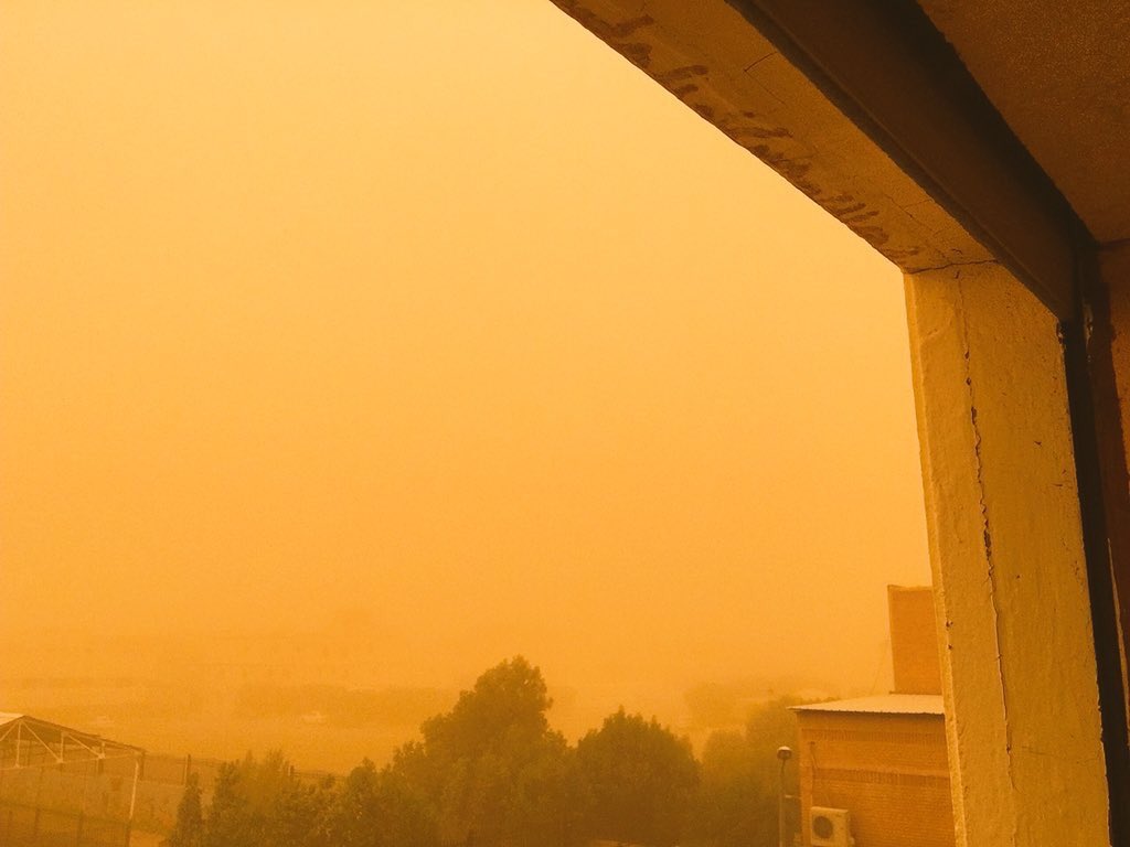 شاهد…غبار كثيف يكتسح مناطق #الكويت