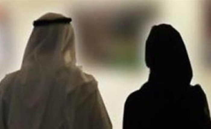 بعد أن قال لها “عشم إبليس في الجنة”.. سعودي يعيد زوجته بعد تطليقها بشراء سيارة كانت تحلم بامتلاكها