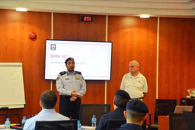 “الإطفاء” تفتتح دورة انظمة الهندسة المعمارية والكودات