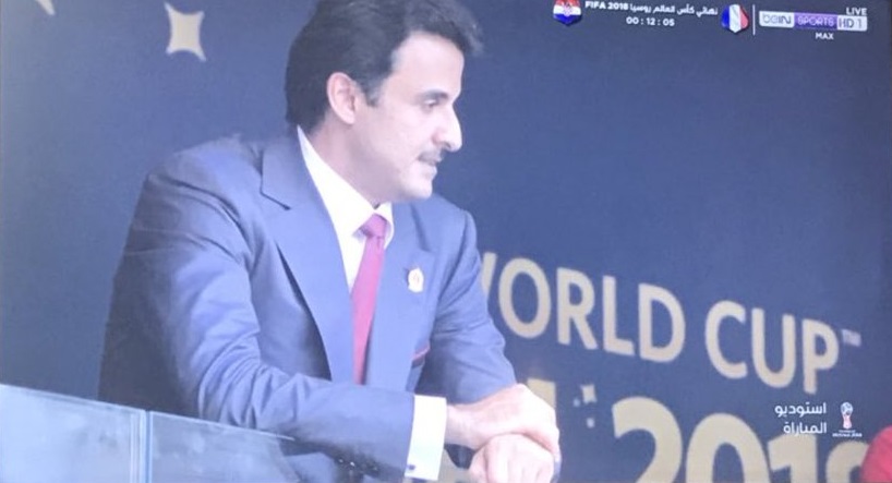صورة | أمير قطر يحضر #النهائي_الكبير_فرنسا_كرواتيا