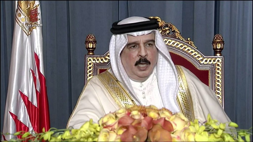 ملك البحرين يأمر بتسهيل إجراءات سفر #عيسى_قاسم للعلاج في الخارج