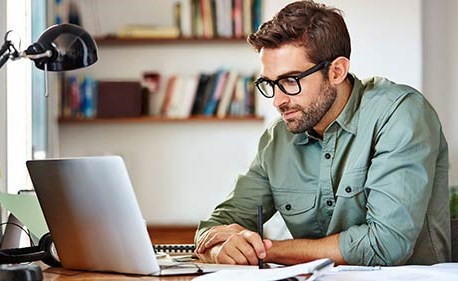 احذروا.. الجلوس لأكثر من 6 ساعات متواصلة خطر مميت