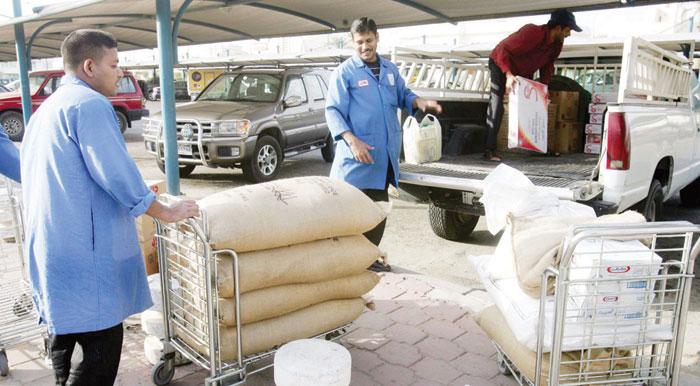 فرع تموين منطقة السرة يعود لاستقبال المواطنين غدًا