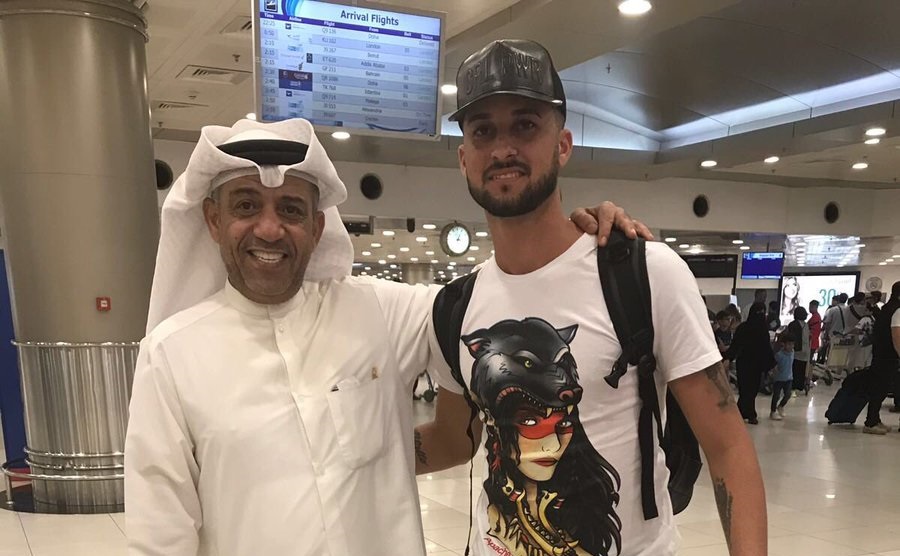 محترف برازيلي يصل البلاد للتعاقد مع كاظمة