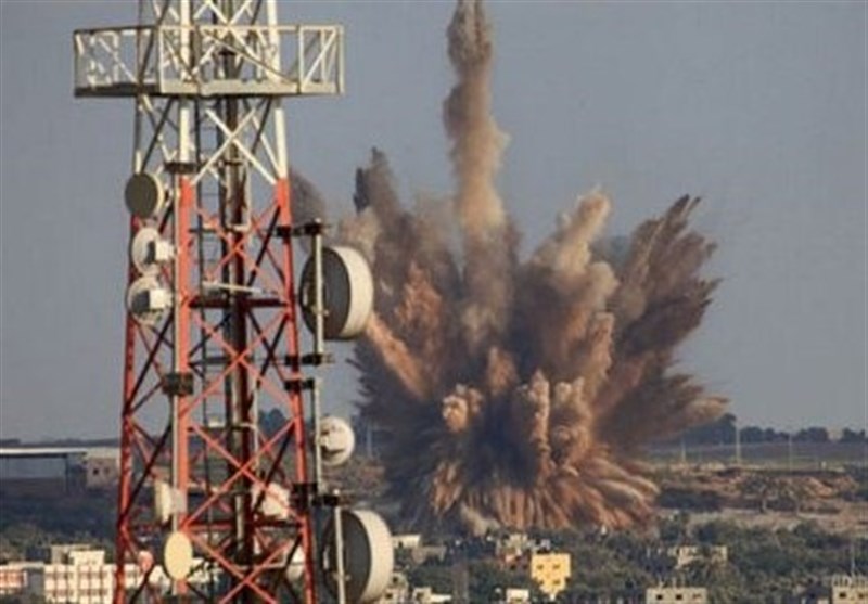 إستشهاد فلسطينيين في قصف لقوات الاحتلال الإسرائيلي شرق خان يونس