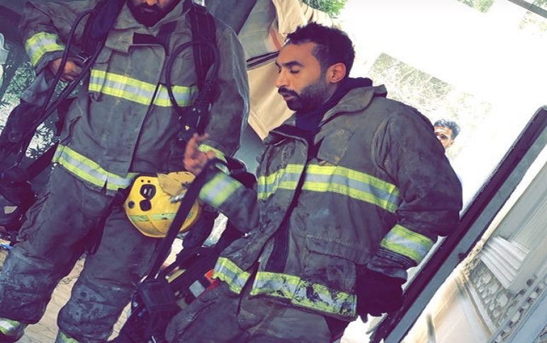حريق منزل يحتجز عددًا من الأشخاص في منطقة العارضية