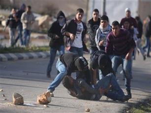 إصابة فلسطينيين اثنين خلال مواجهات مع قوات الاحتلال الإسرائيلي شرق نابلس