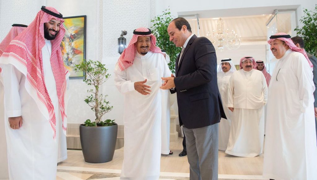 السعودية: الملك سلمان يستقبل الرئيس المصري اليوم في #نيوم