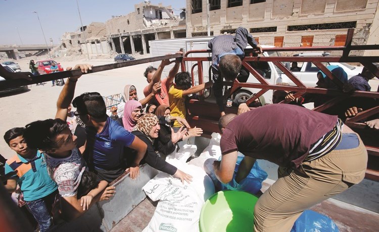 السيستاني يحذّر من تفشي الأوبئة في البصرة ويتهم الحكومة بالتقصير