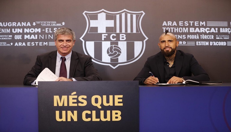 رسميًا.. أرتورو فيدال برشلوني حتى 2021