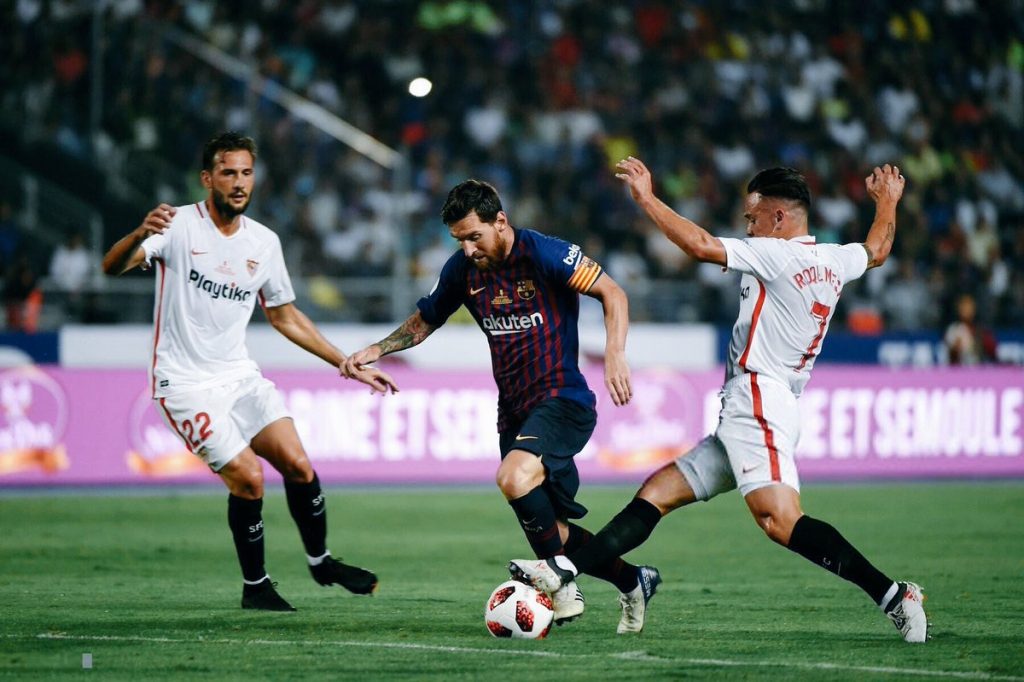 برشلونة يبدأ موسمه بلقب جديد #برشلونه_اشبيليه