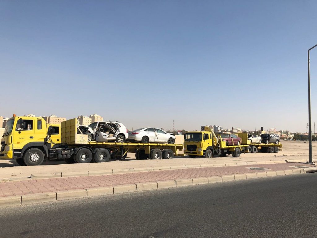 ارسال 8 سيارات إلى موقع حجز البلدية