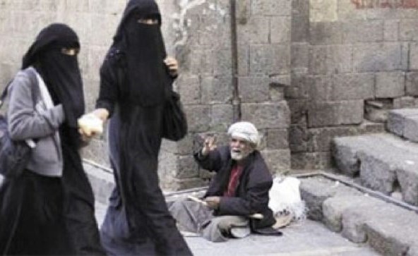 متسول يجني نحو نصف مليون دولار في هذه الدولة العربية