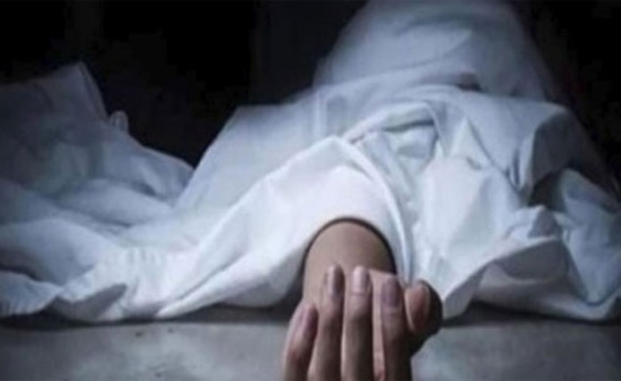 مصري يمازح زوجته بسكين.. فذبحها بالخطأ