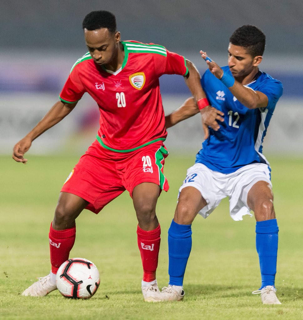 ازرق الاولمبي يتعادل مع منتخب عمان