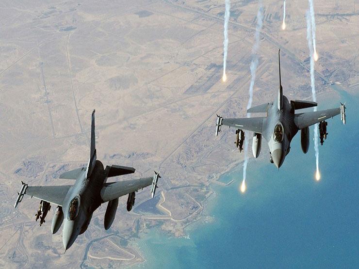 الجيش الروسي : طائرات أمريكية تلقي بقنابل فسفورية على دير الزور