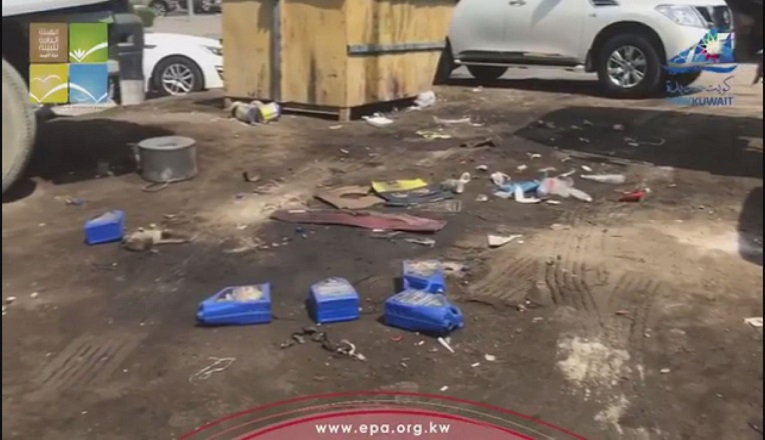 بالڤيديو | شرطة البيئة تخالف مسؤول صيانة معدات ثقيلة في الشويخ الصناعية