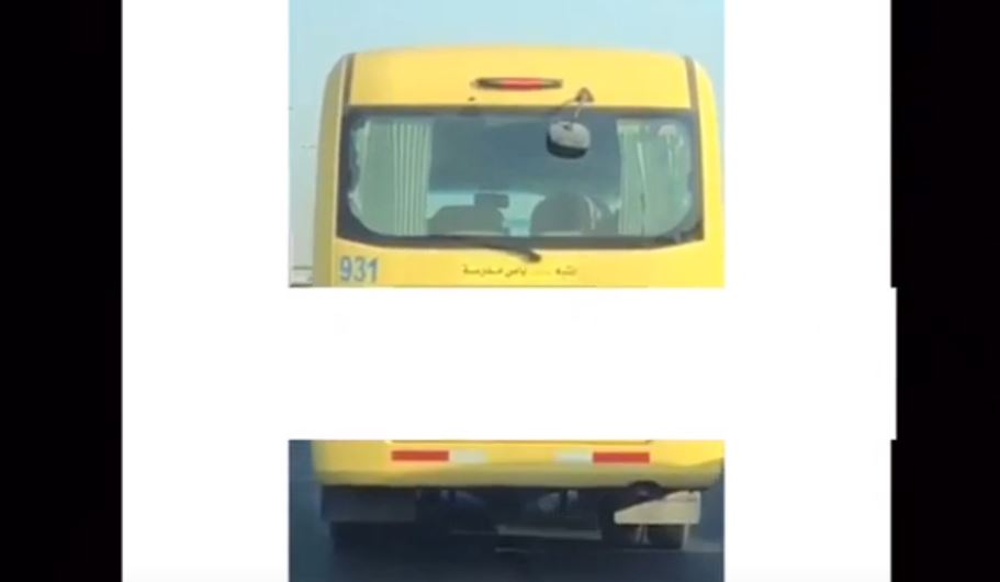 بالفيديو | للمرة الثانية.. مواطنة توثق اعتداء مشرف باص على طالب!!