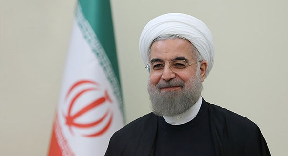 الرئيس الإيراني يعين وزيراً جديداً للإقتصاد والمالية