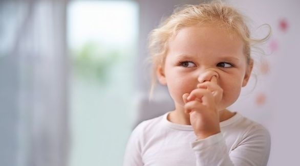 تنظيف الأنف بالإصبع قد يتسبب بأمراض قاتلة