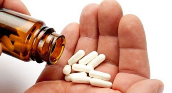 وافدة زوجها منعها من الخروج مع صديقاتها.. حاولت الإنتحار