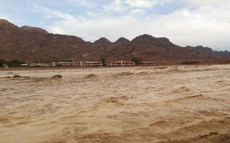 ارتفاع قتلى السيول الجارفة بالأردن واستمرار البحث عن مفقودين #سيول_الاردن