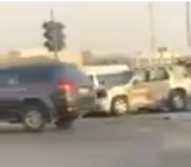 فيديو| تصادم على تقاطع اشارة العارضية وصباح الناصر
