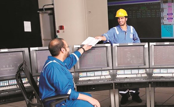 «النفط» للعاملين: أفصحوا عن «تعارض المصالح»