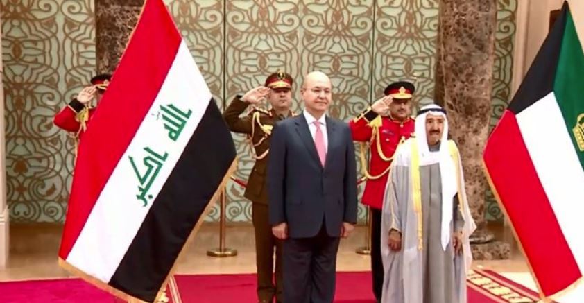 الكويت تتسلم من العراق ممتلكات وأرشيفا حجمه ثلاثة أطنان كدفعة أولى