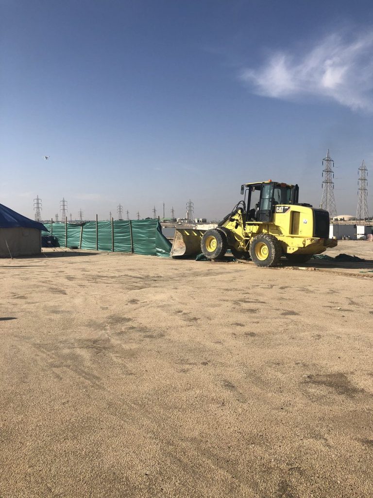 بالفيديو | البلدية تزيل المخيمات المخالفة بـ “كبد”